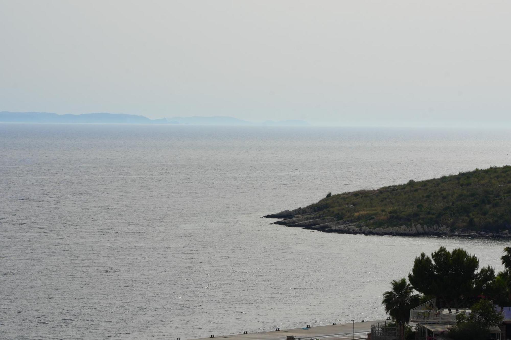 Saranda Waterside Apartments Exterior photo