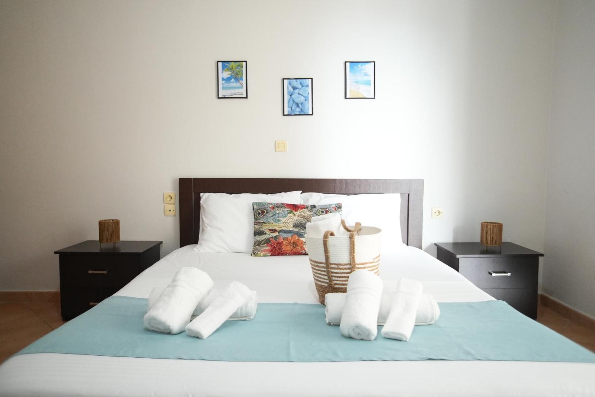 Saranda Waterside Apartments Exterior photo